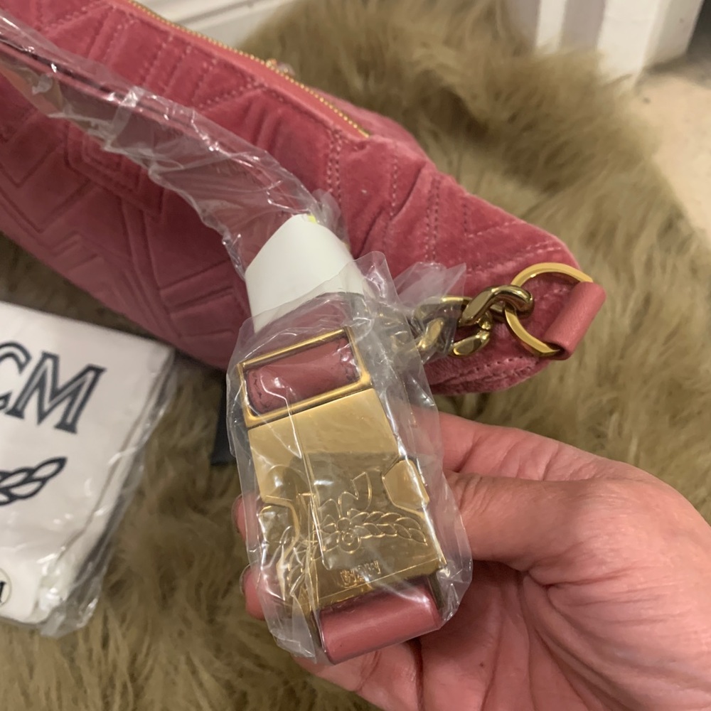 SOLD⛔️Authentic MCM Velvet/leather jeweled zip top Beltbag. - Picture 8 of 15